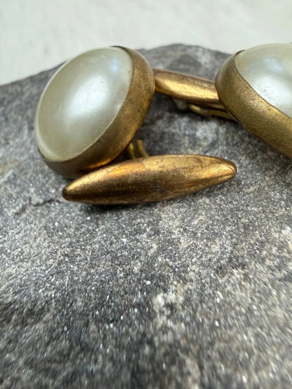 Vintage Faux Pearl & Gold Tone Cufflinks Cuff Links